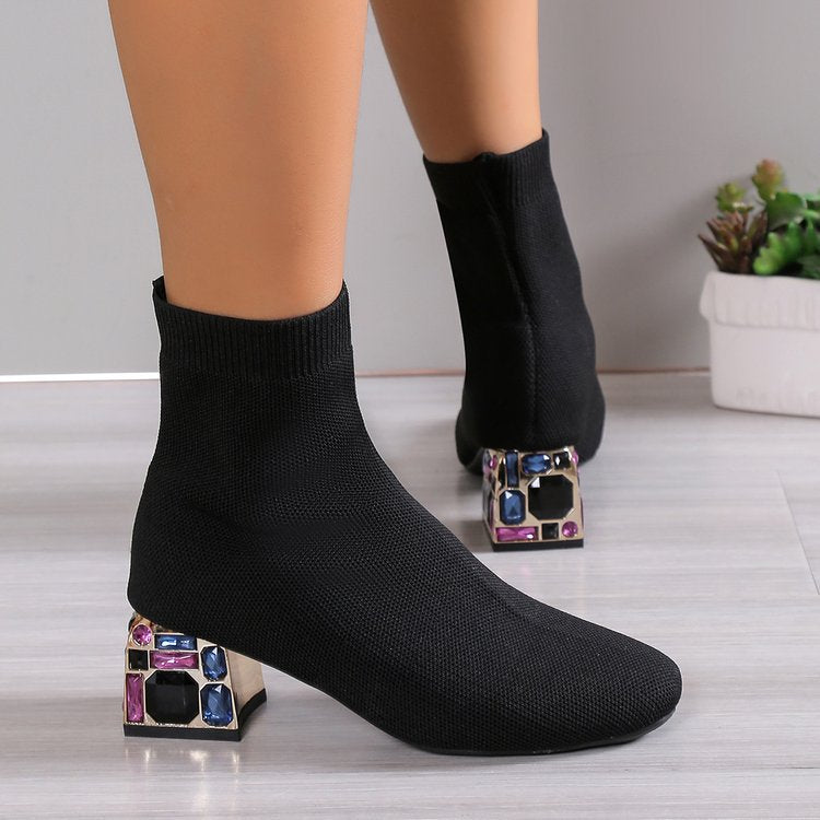 Bottines en tricot à talon orné de strass