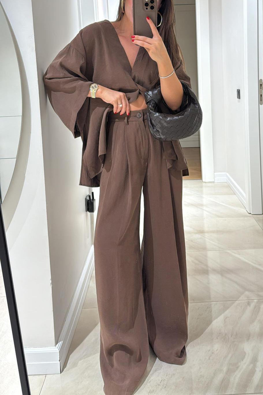 Ensemble deux pièces haut ample à manches longues et col en V à un bouton et pantalon taille haute