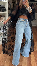 Lässiges Top mit Rundhalsausschnitt und Spitze, vorne kurz und hinten lang