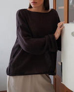 See-through thin scoop neck flared sleeve knitted T-shirt