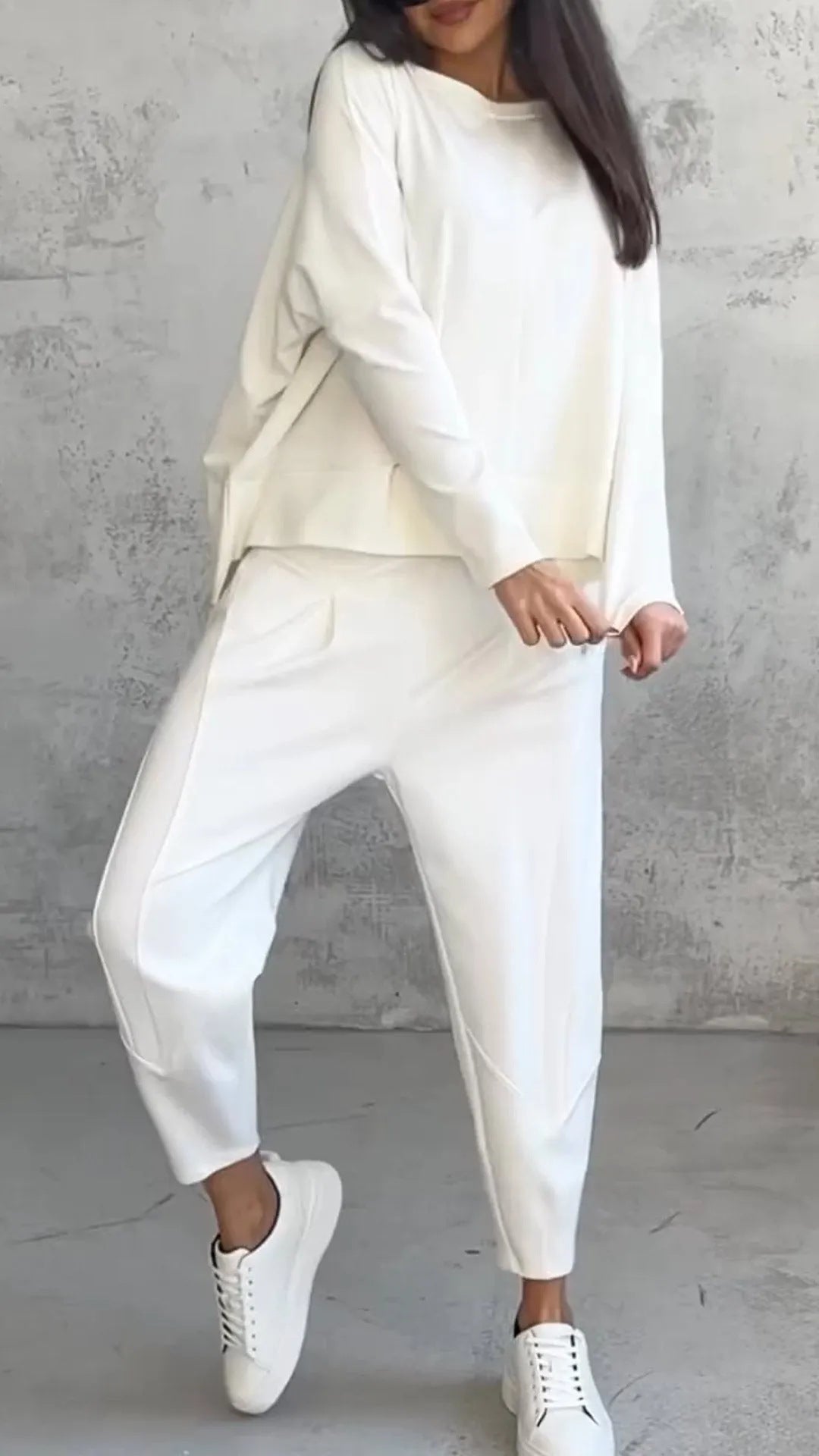 Solid color loose hem sweatshirt cropped pants two-piece set