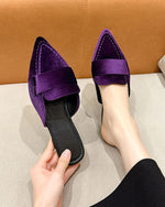 Pantoufles mules à bout pointu en daim