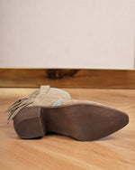 Wildleder-Reitstiefel mit mittelhohem Absatz und Quaste