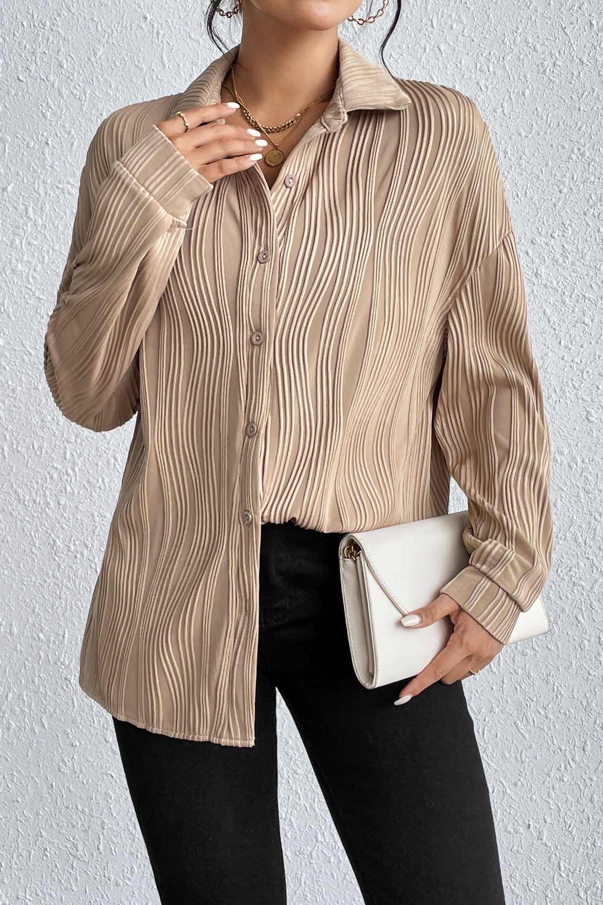 Chemise texturée boutonnée à col rabattu