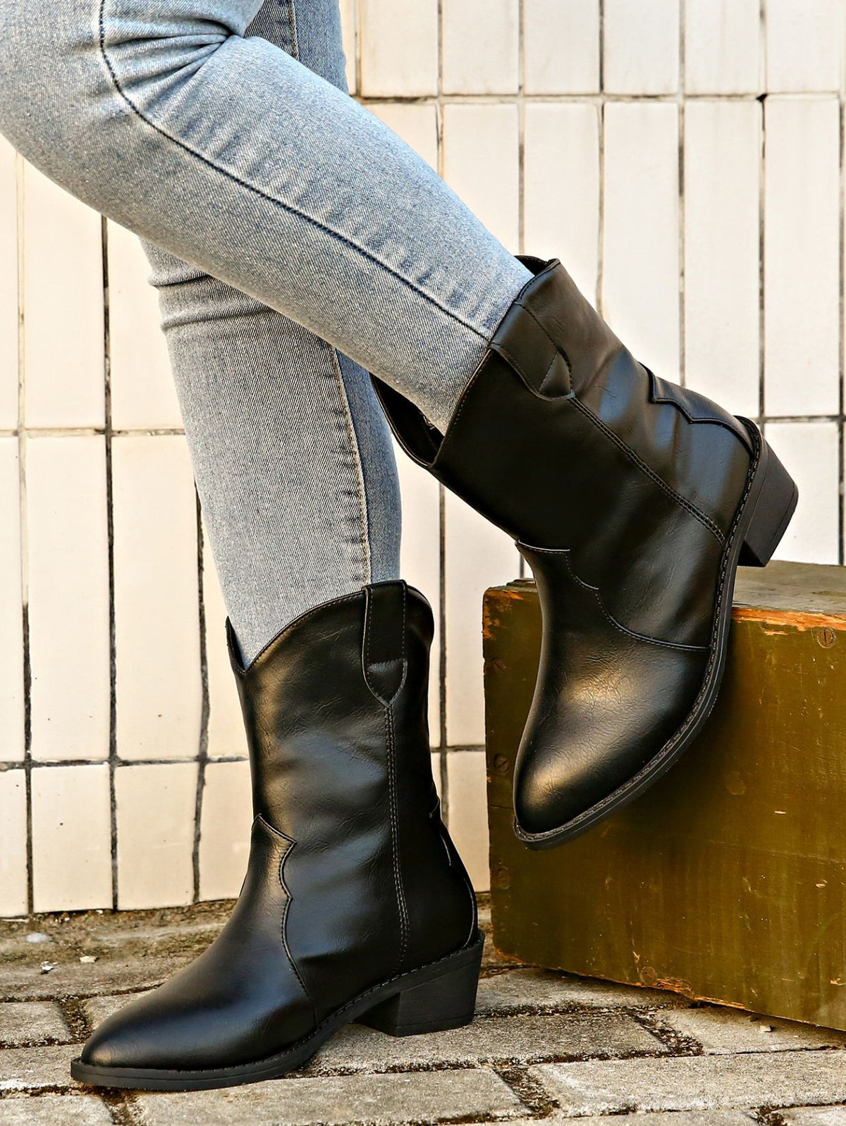 Bottines courtes Cavalier Martin à talon épais