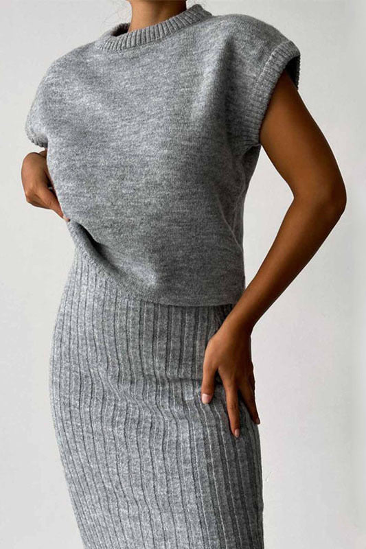 Sleeveless knitted pullover top and fitted long skirt two-piece set