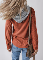 Cordjacke mit Revers und Knopf