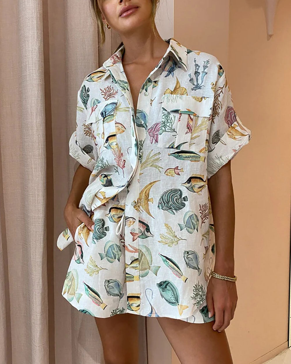 Kurzärmliges Shorts-Set mit tropischem Ozean-Print