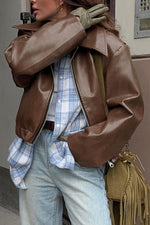 Mood Lift – Kurze Bikerjacke aus mattem PU-Leder