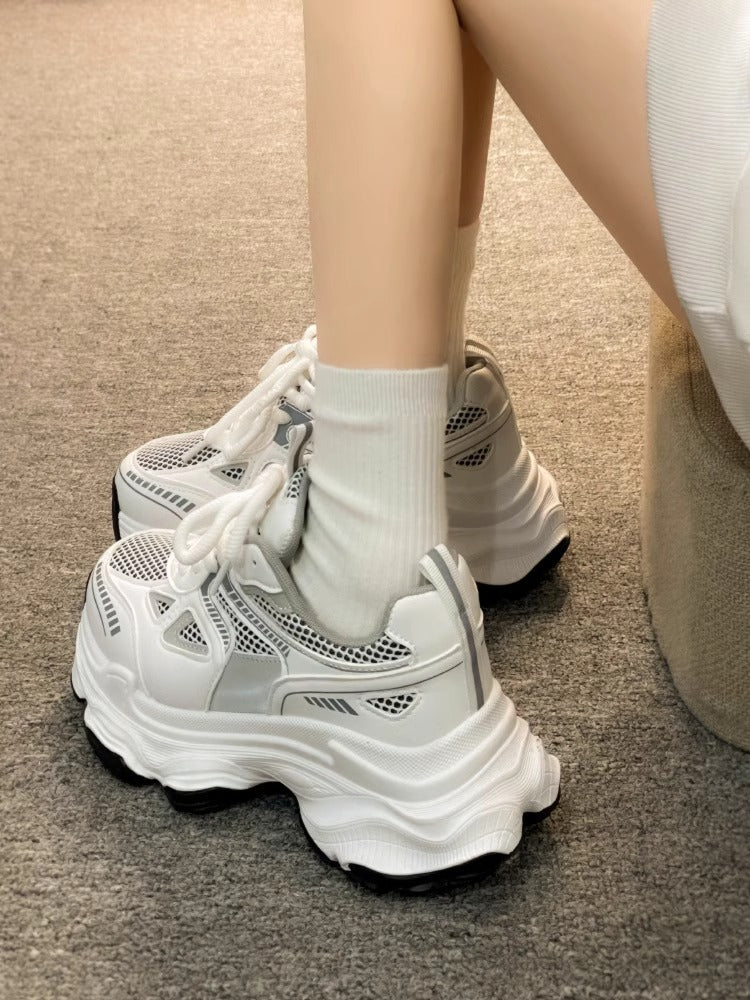 Zapatillas ligeras de malla con suela gruesa y realce