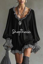 Patchwork pleated cuffs black loose-fitting dress