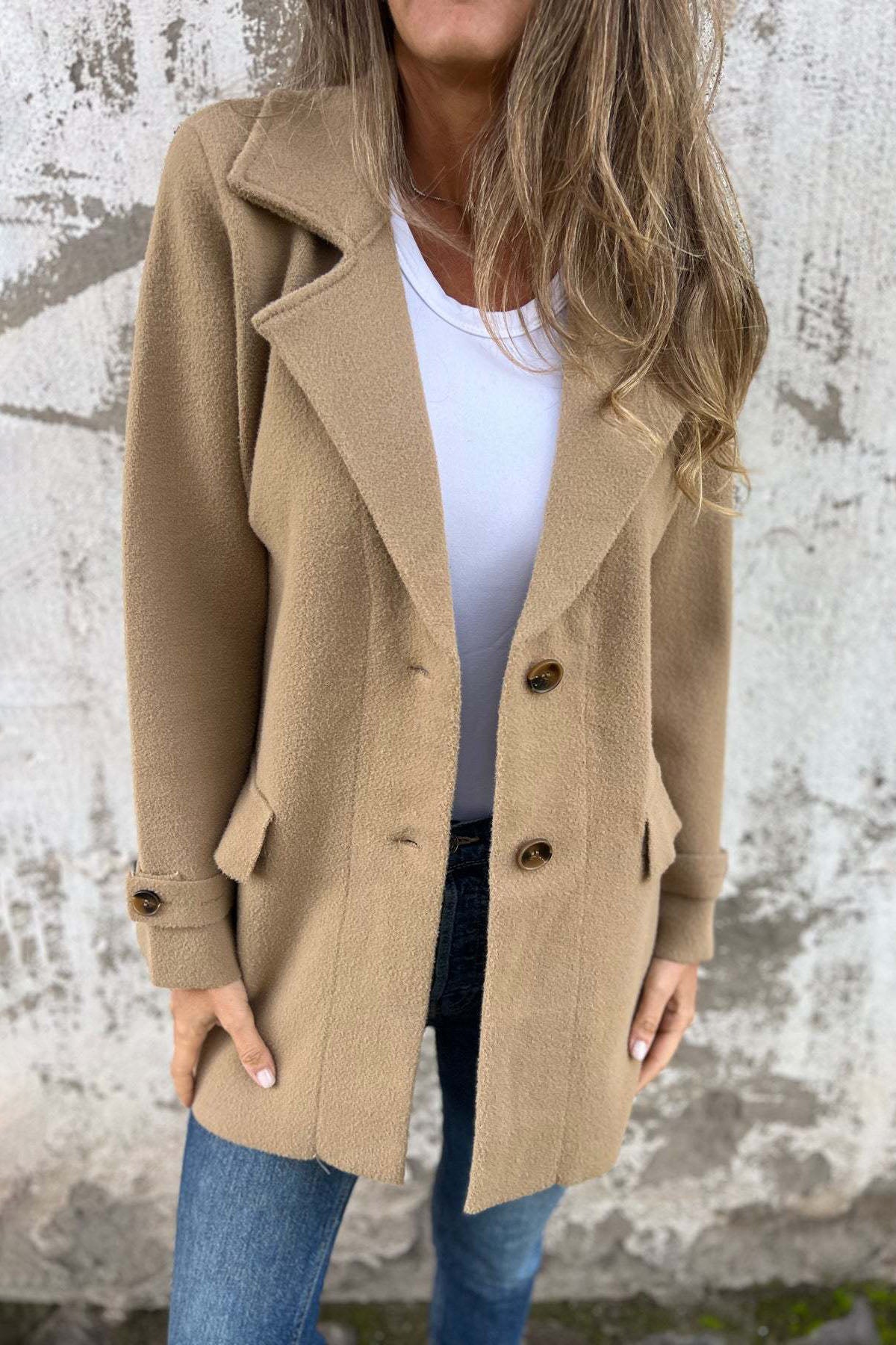 Lockerer Woll-Cardigan mit Revers und Fake-Tasche