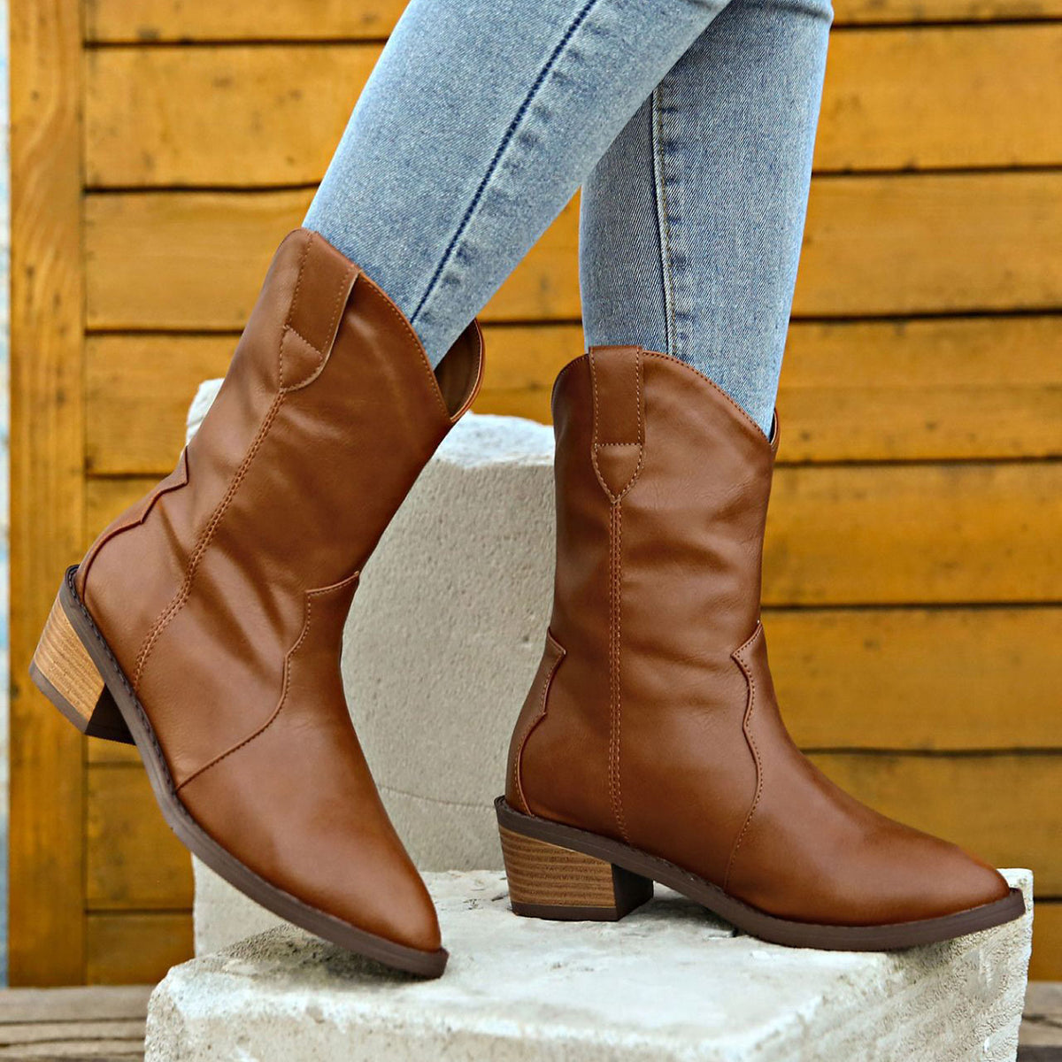 Bottines courtes Cavalier Martin à talon épais