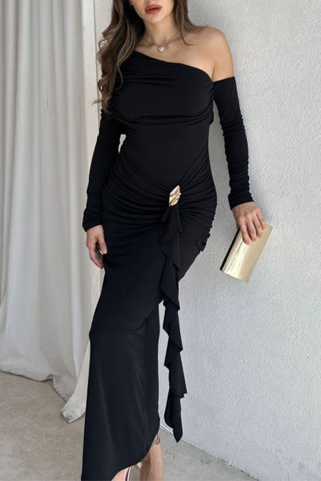 Long-sleeved slant collar lace exposed backpack hip slim dress