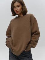 Loose and simple pullover solid color knitted sweater