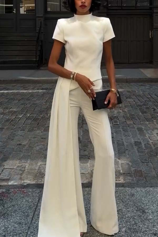 Conception unique d'ourlet latéral Ensemble deux pièces haut à manches courtes et pantalon slim fit