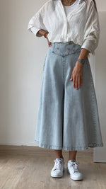 Elastic waist straight wide-leg cropped jeans