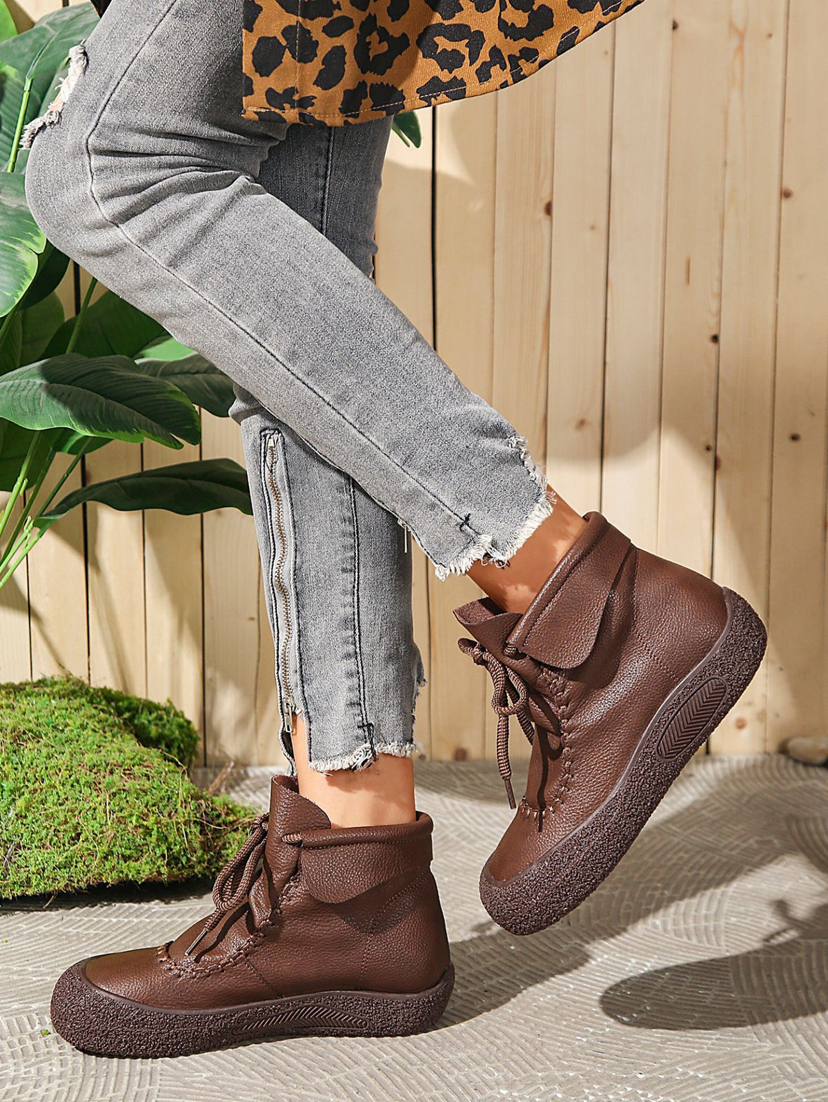 Autumn Sigh Retro Platform Lace-up Ankle Boots