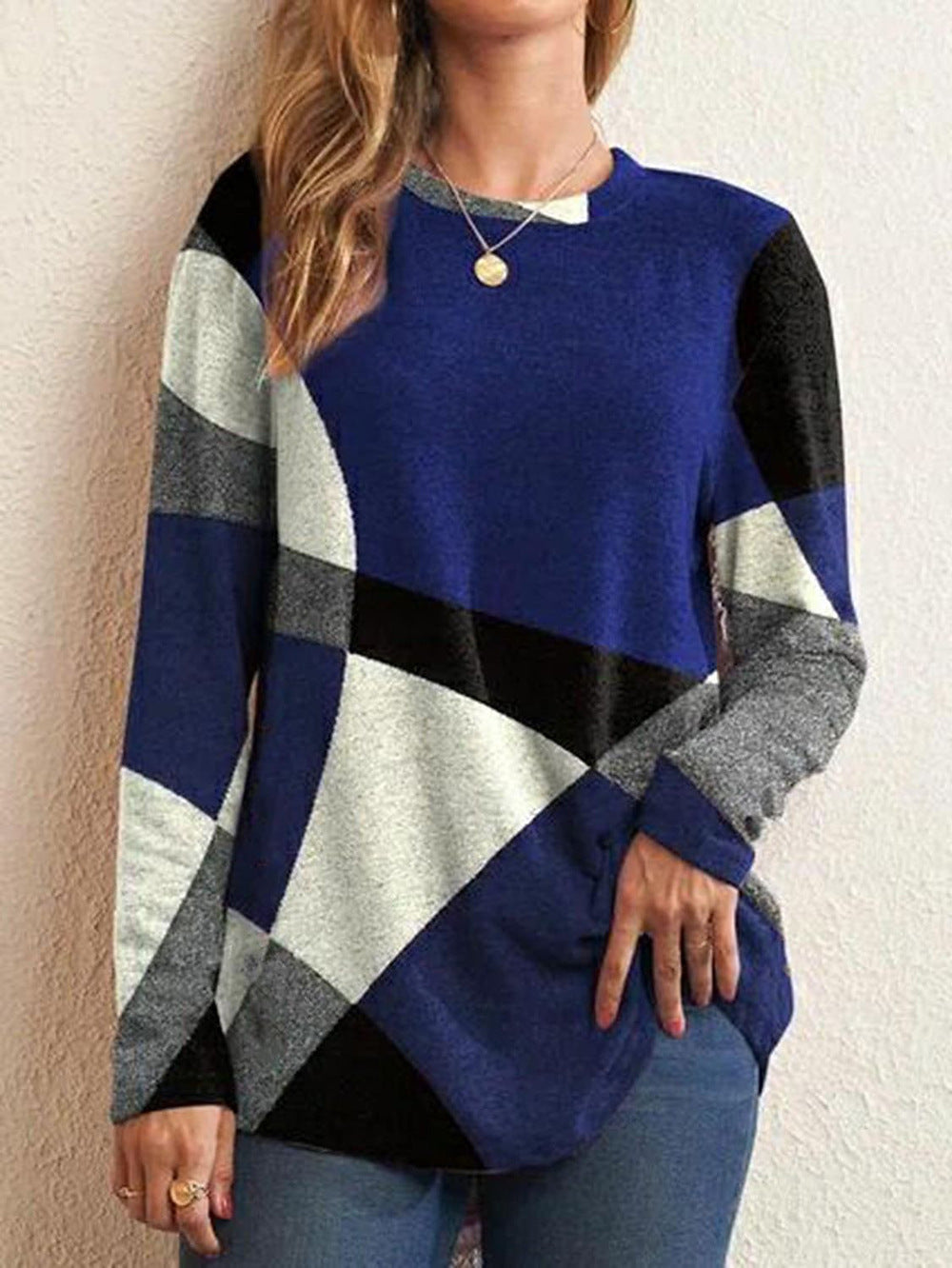 Langärmliges T-Shirt mit kontrastierendem geometrischem Print