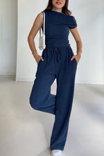 Ensemble deux pièces haut sans manches à col incliné et pantalon droit ample