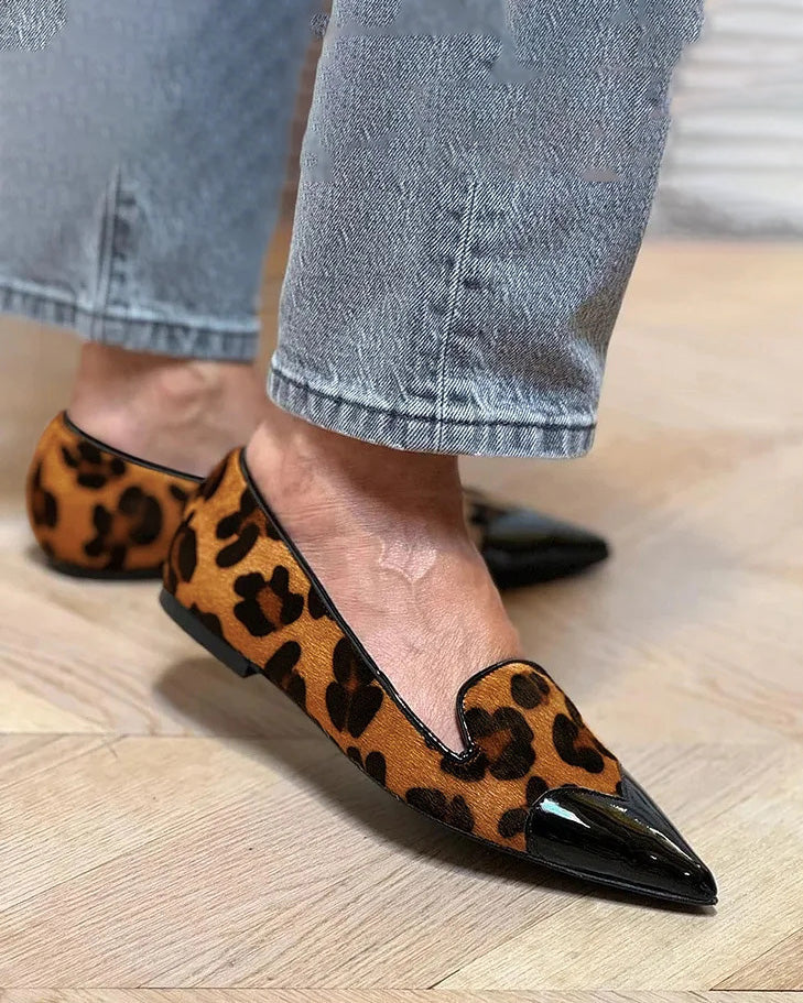 Patented pointed toe suede leopard patchwork slip-on loafers