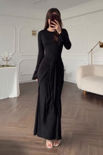 Long-sleeved round neck pleated hip slim Maxi dress