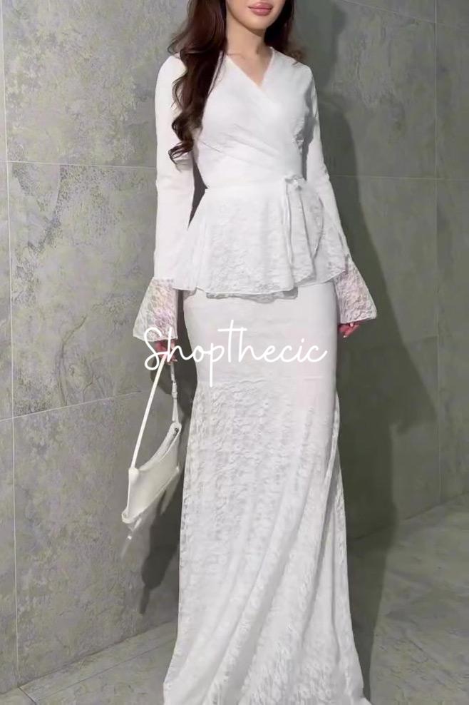 Abito in pizzo bianco Latent Luminescence