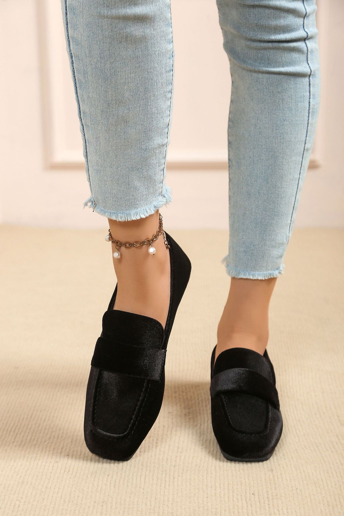 Slip-On Square Toe Backstrap Closure Mary Jane Flats