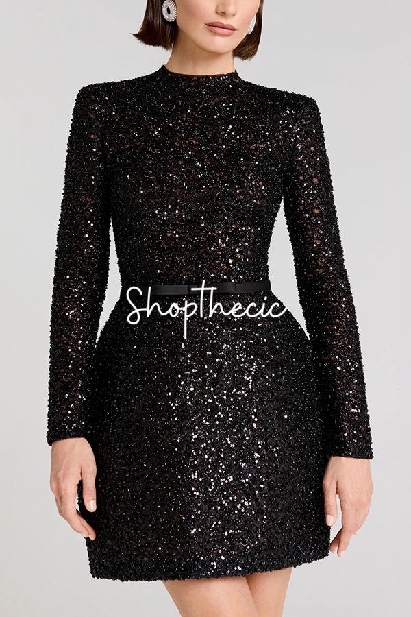 Abito con cintura elastica a maniche lunghe con paillettes nere