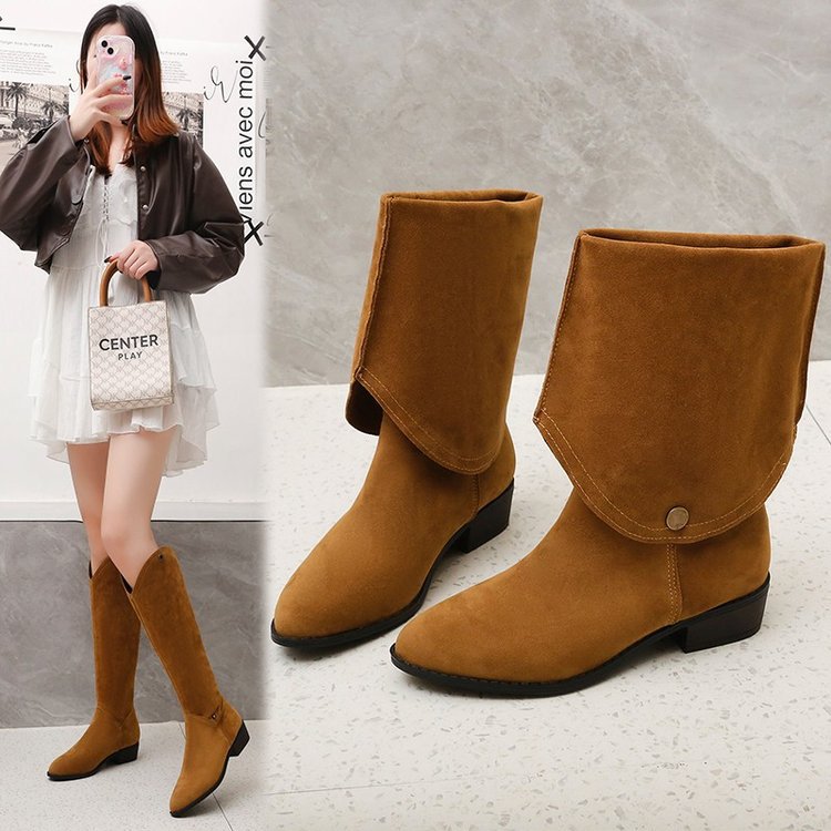 Botas de vaca usadas de duas maneiras