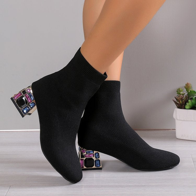 Bottines en tricot à talon orné de strass