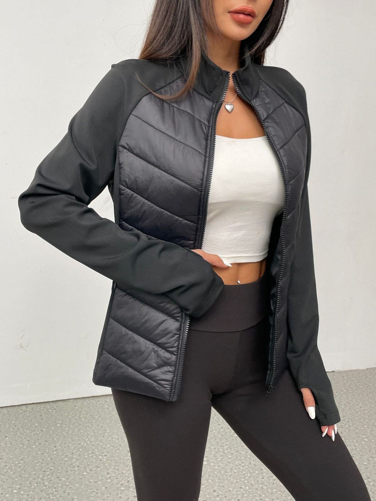 Manteau noir slim court patchwork en coton