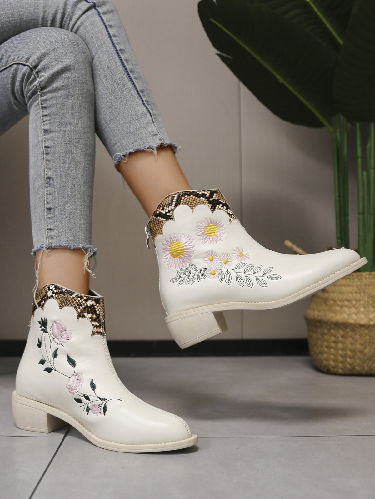 Botas Chelsea con bordado de patchwork de pitón