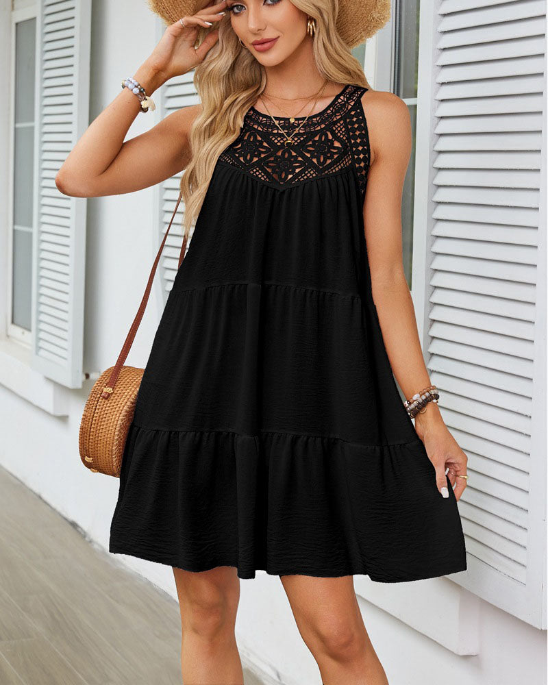 Neckholder-Kleid in A-Linie mit Hohlspitze