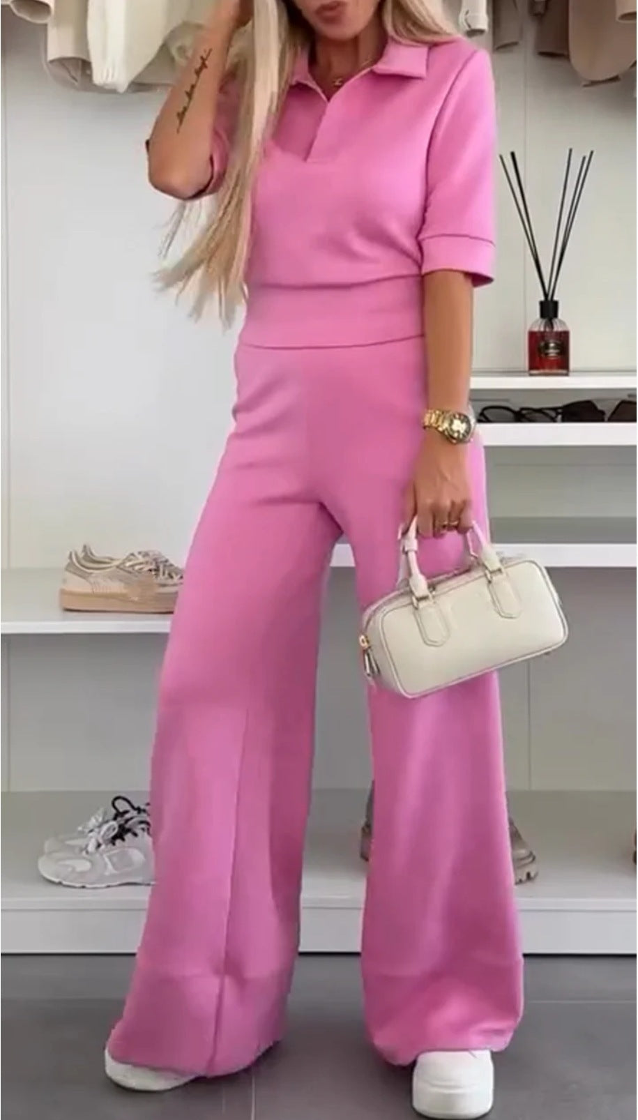 Ensemble deux pièces à manches courtes et revers de couleur unie et pantalon large taille haute
