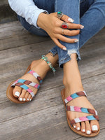 Chaussons plats à brides colorées