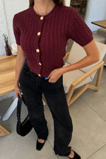 Slim-fit round neck knit short-sleeved cardigan