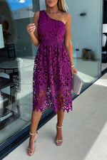 Robe asymétrique en dentelle creuse