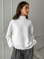 Loose-fitting turtleneck simple solid color pullover sweater