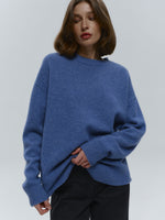 Loose and simple pullover solid color knitted sweater