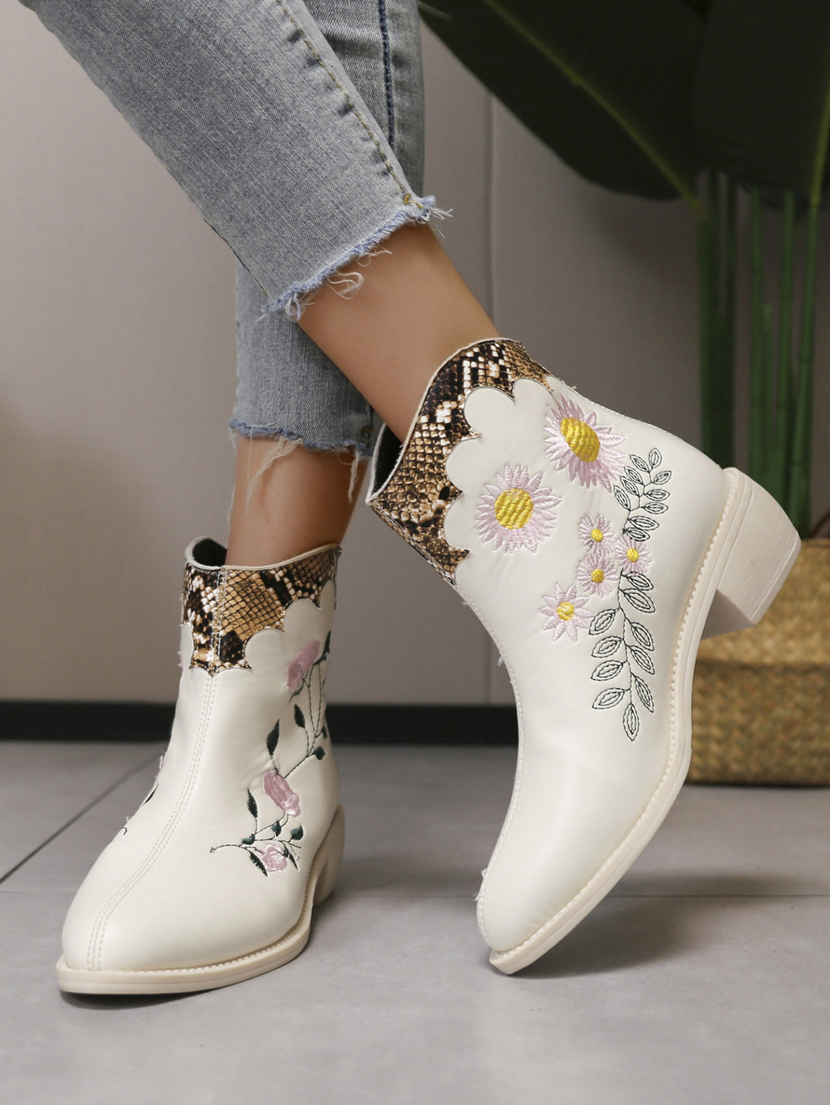 Botas Chelsea con bordado de patchwork de pitón