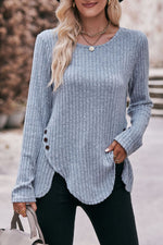 Top brossé boutonné à ourlet arrondi