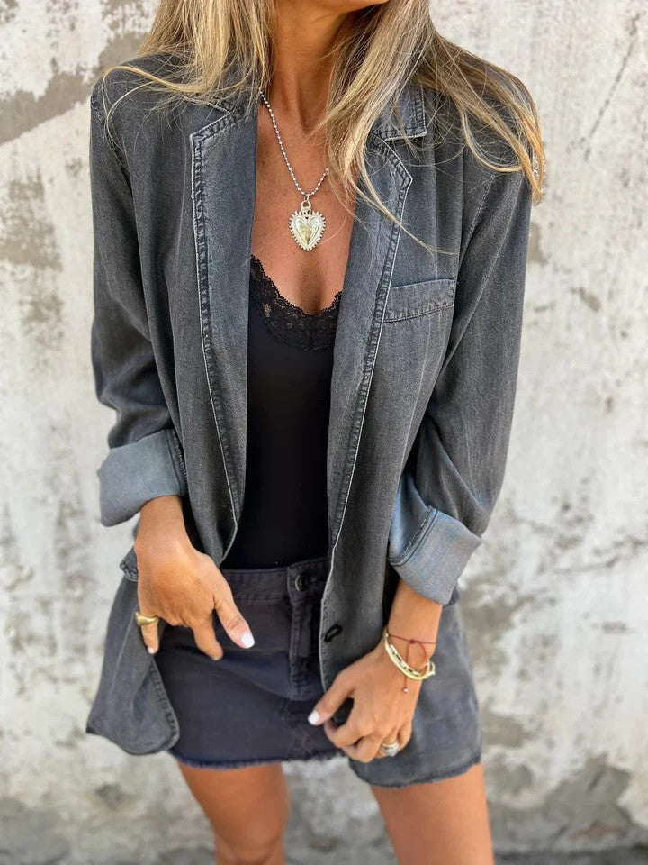 Mittellange Jeansjacke mit lockerem Revers und Anzugkragen