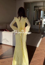 Abito lungo aderente in pizzo con gilet Canopy of Stars