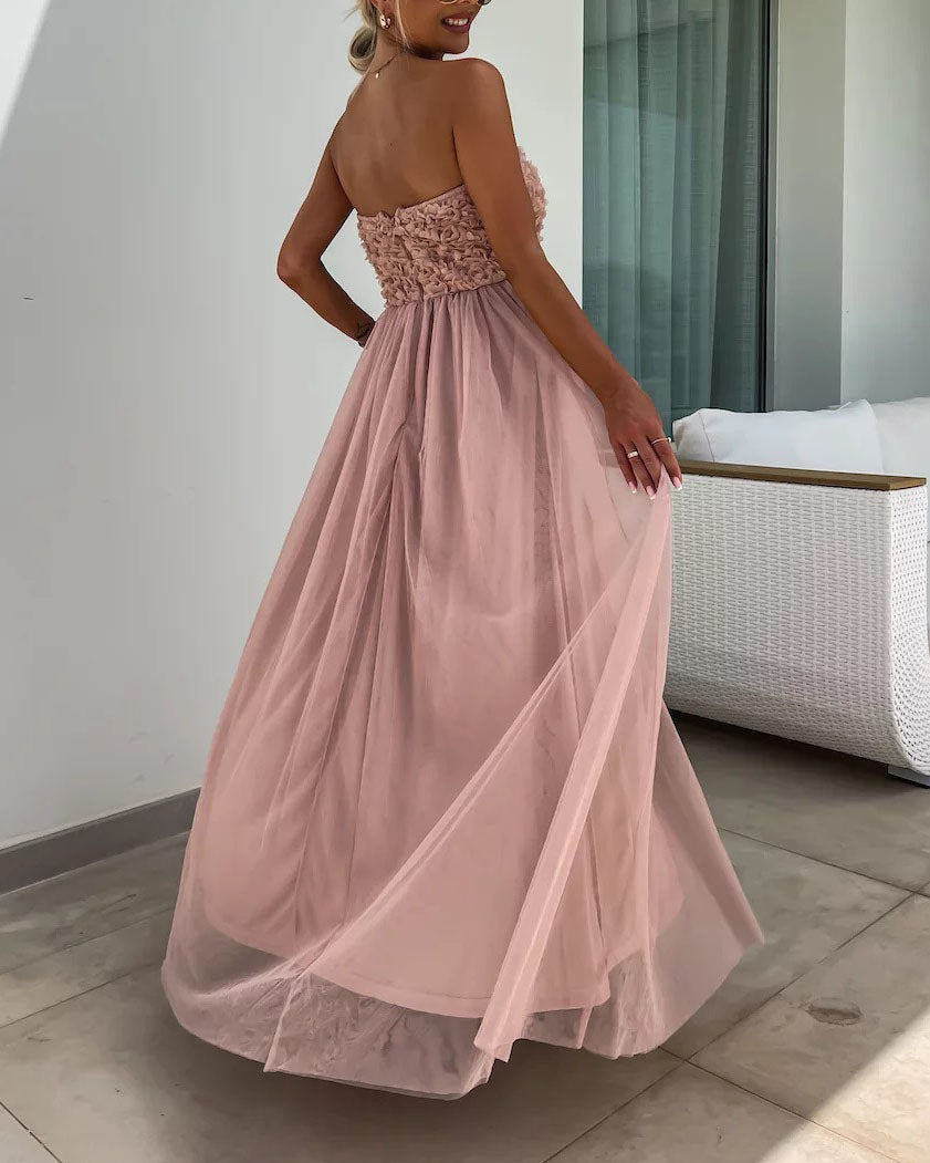 Schulterfreies Tube-Top-Tutu-Kleid aus Netzstoff mit Schlitz