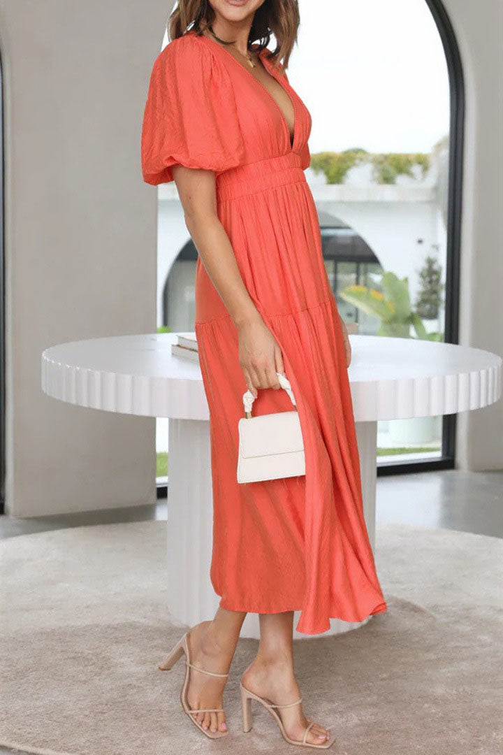 Vestido midi com manga lanterna e decote em V com cintura marcada