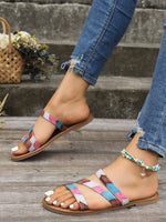 Chaussons plats à brides colorées