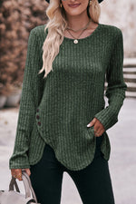 Top brossé boutonné à ourlet arrondi