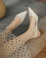 Sandalen mit Stilettoabsatz und kegelförmigem Absatz aus weichem Leder