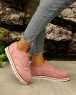 Retro-Slipper aus Wildleder mit runder Zehenpartie und Schaumstoff-Plateau